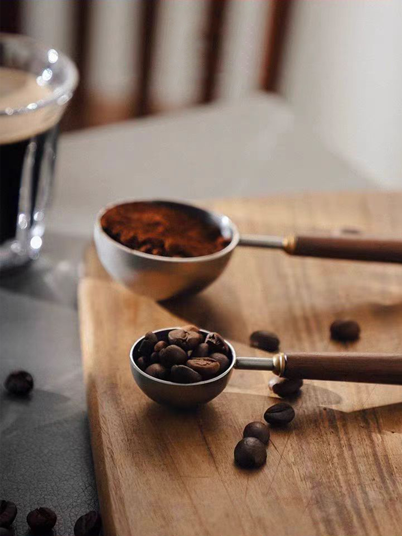 Coffee Spoon - Vintage Walnut  - Vintage Collectible Spoons reseña y precio