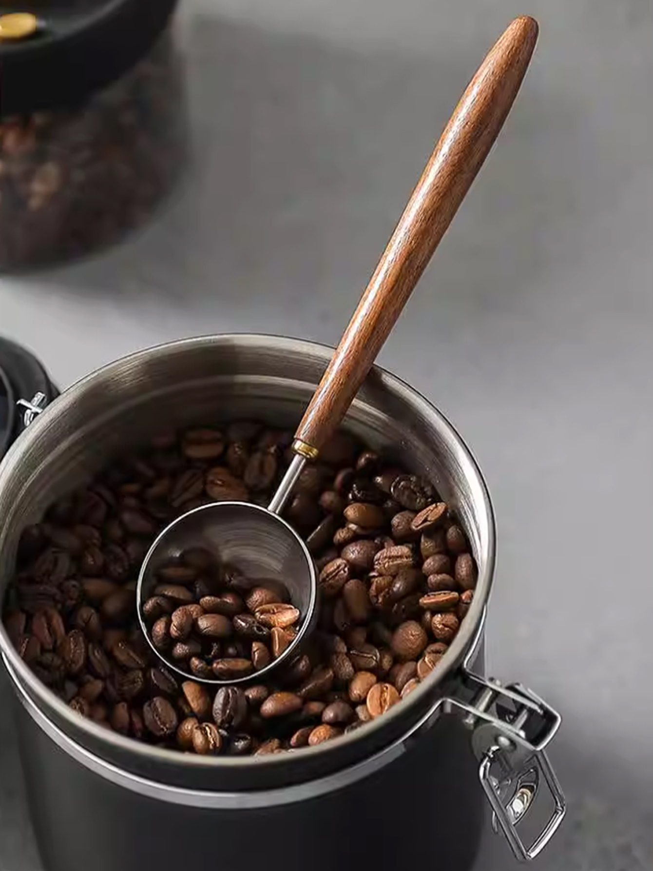 Coffee Spoon - Vintage Walnut  - Vintage Collectible Spoons reseña y precio