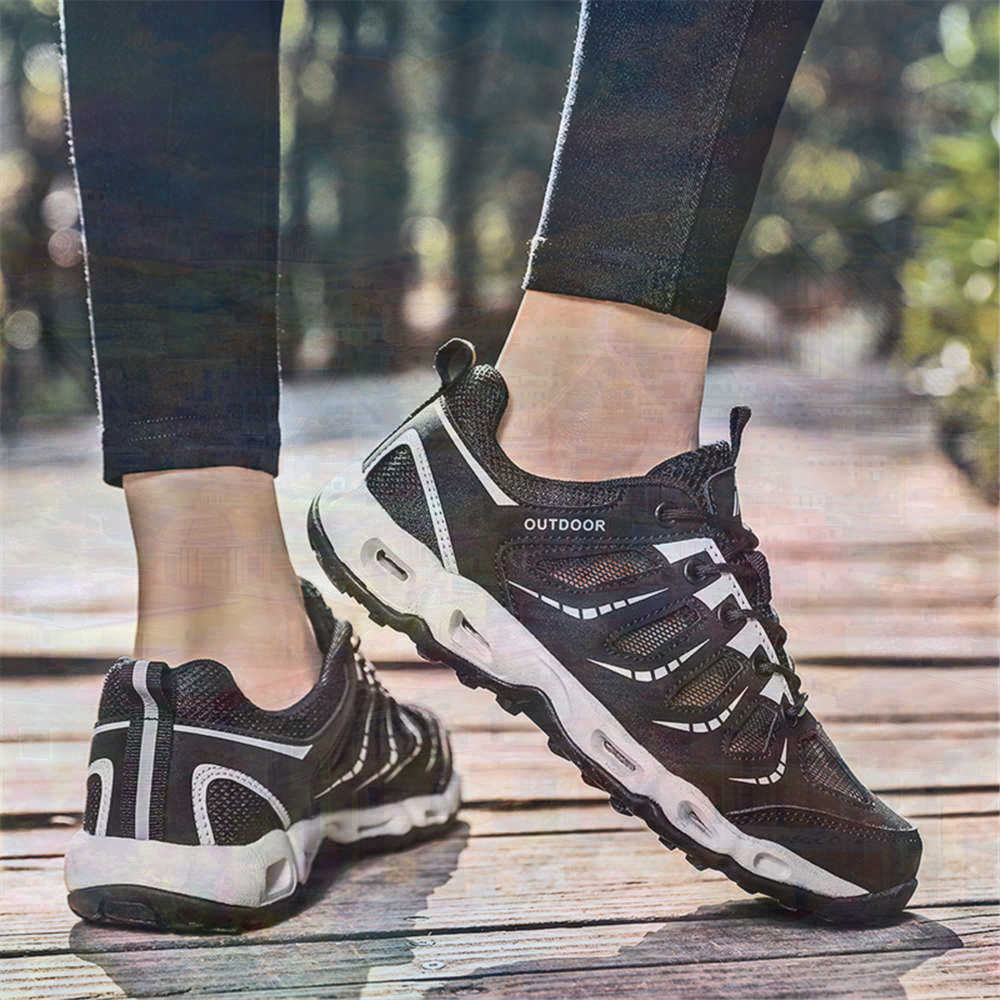 Sumer Round Tip Silver Sneaker - Vintage Collectible Items reseña y precio